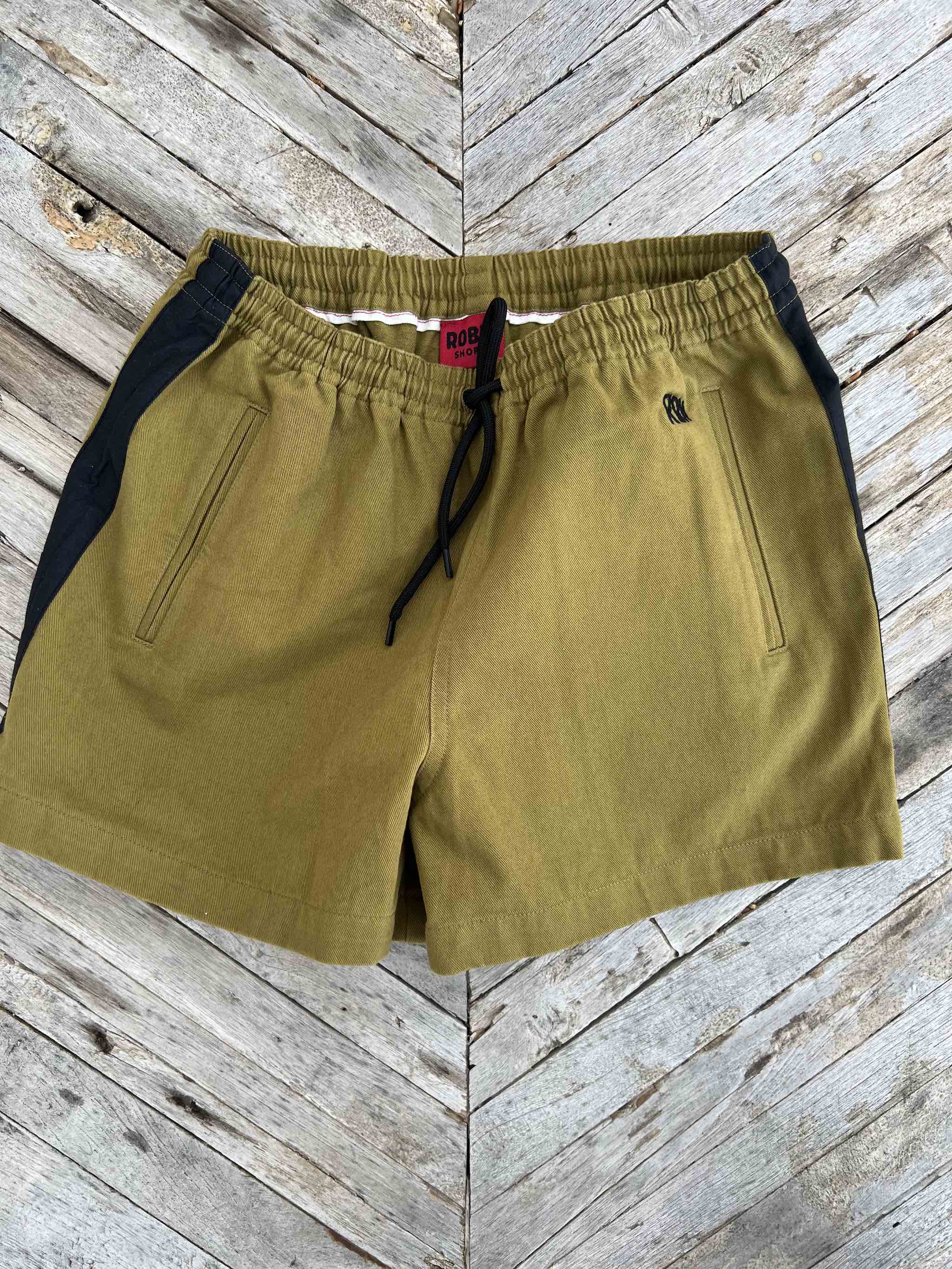 ROBIN-SHORTS for Boys Style `ROBINSON´ Khaki