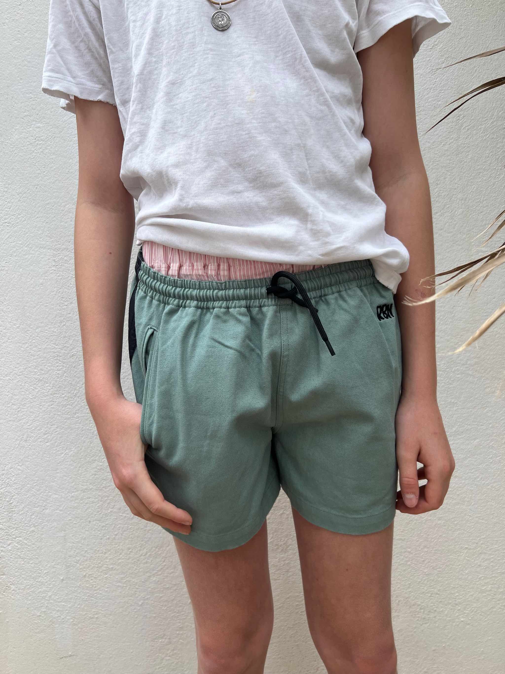 ROBIN-SHORTS for Boys Style `ROBINSON´ Turquoise