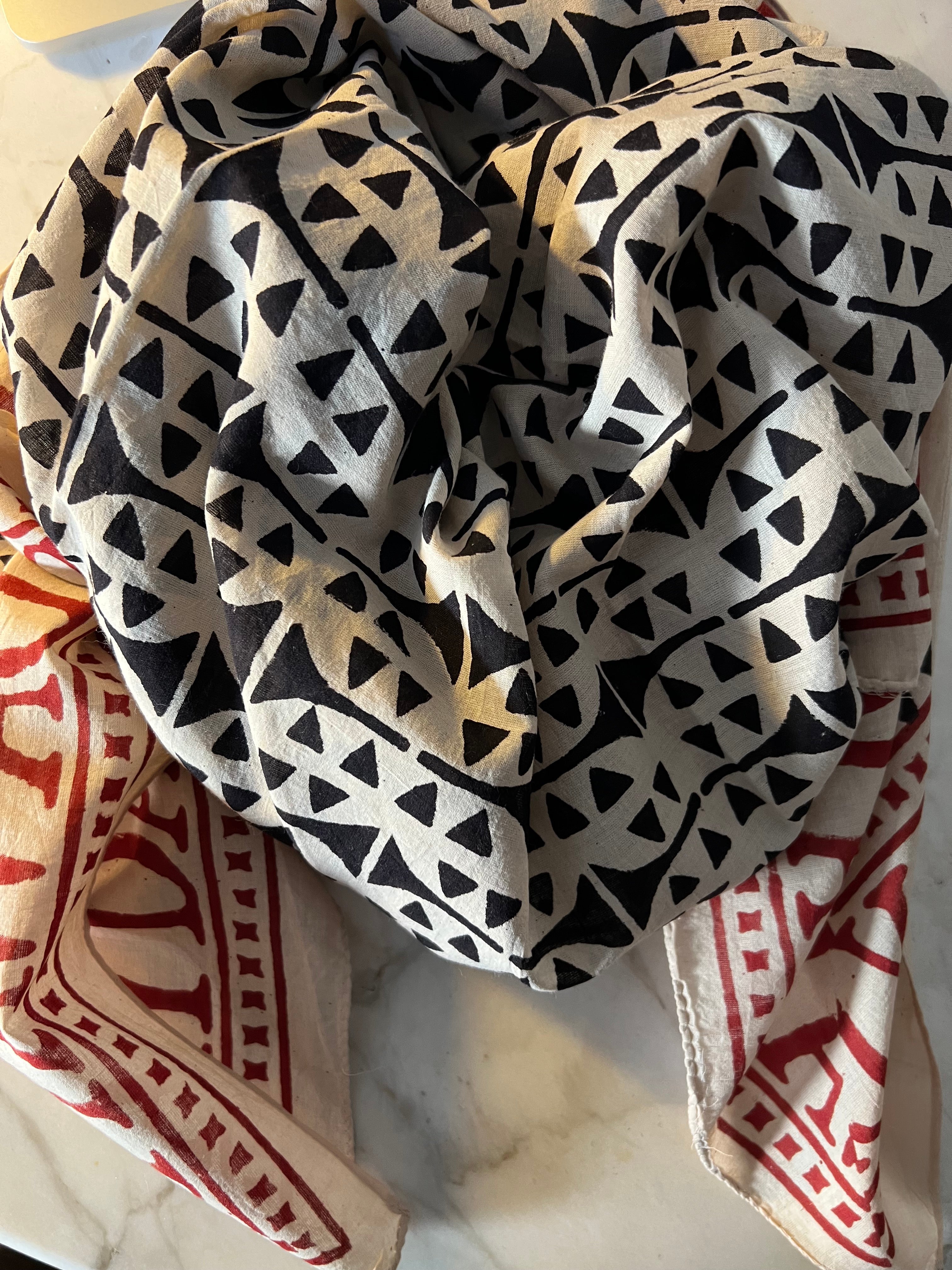 NEW INDIA BOHO Cloth - OGATA BLACK - size MEDIUM-6